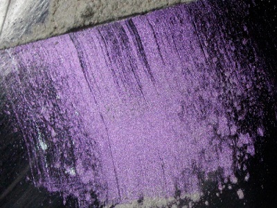 Pó de glitter comestível violeta, em conformidade com a FDA, 10–60 μm – F1103A - Kolortek
