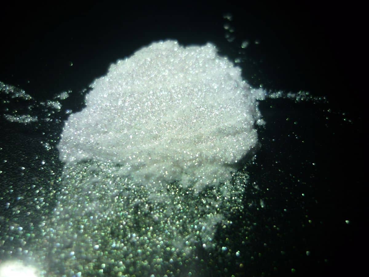 green glitter pigment